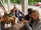 Fähnchen aufhängen (Kirmes 2010)_10