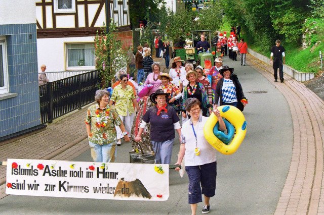sonntag_umzug_kirmes_2010_109_20160830_1905375926