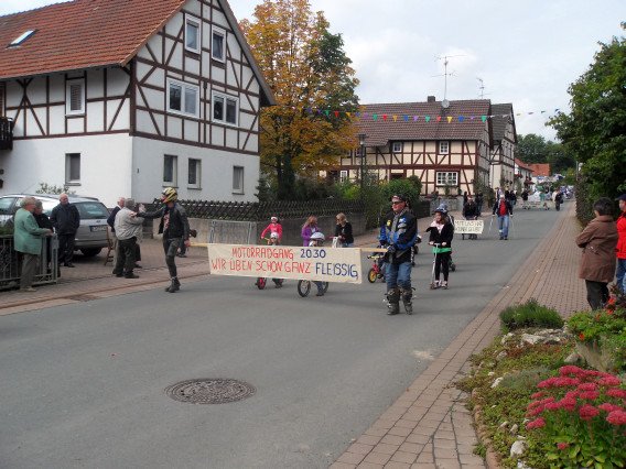 sonntag_umzug_kirmes_2010_355_20160830_1069530441
