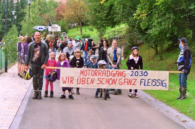 sonntag_umzug_kirmes_2010_91_20160830_1376800278